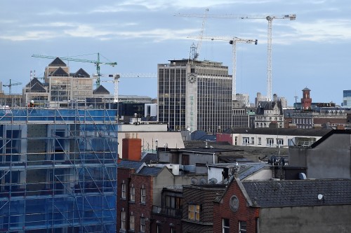 S&P revises Ireland’s outlook to ‘positive’ on fiscal overperformance, Apple back-tax boost