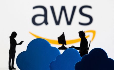 UK to examine Amazon and Microsoft’s cloud dominance