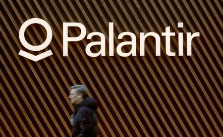 Palantir projects revenue above estimates on demand for AI platform