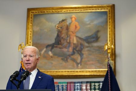 Biden presses Republicans on Ukraine, says ‘brinkmanship has to end’