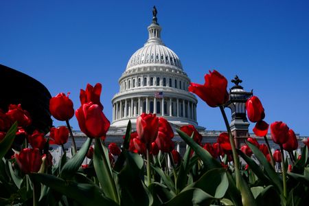 US Senate takes up $1.2 trillion bill to avoid shutdown, midnight deadline looms
