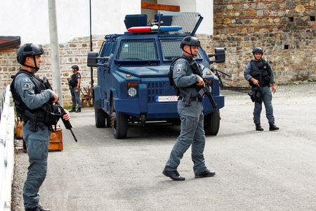 Kosovo demands Serbia withdraw troops from border